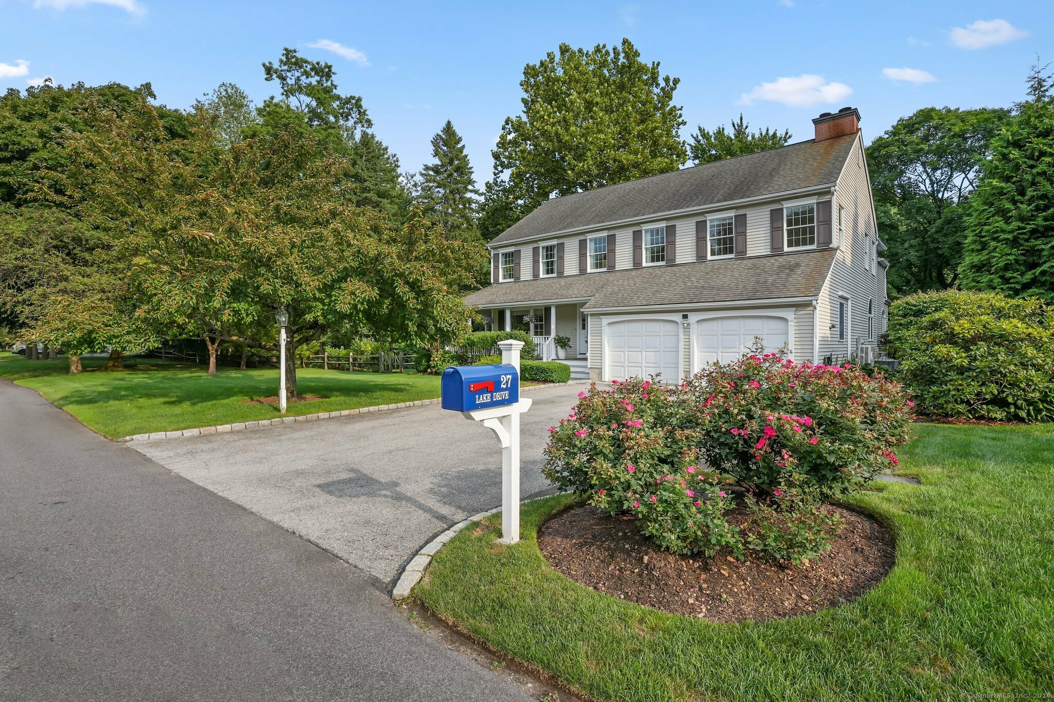 Property Photo:  27 Lake Drive  CT 06820 