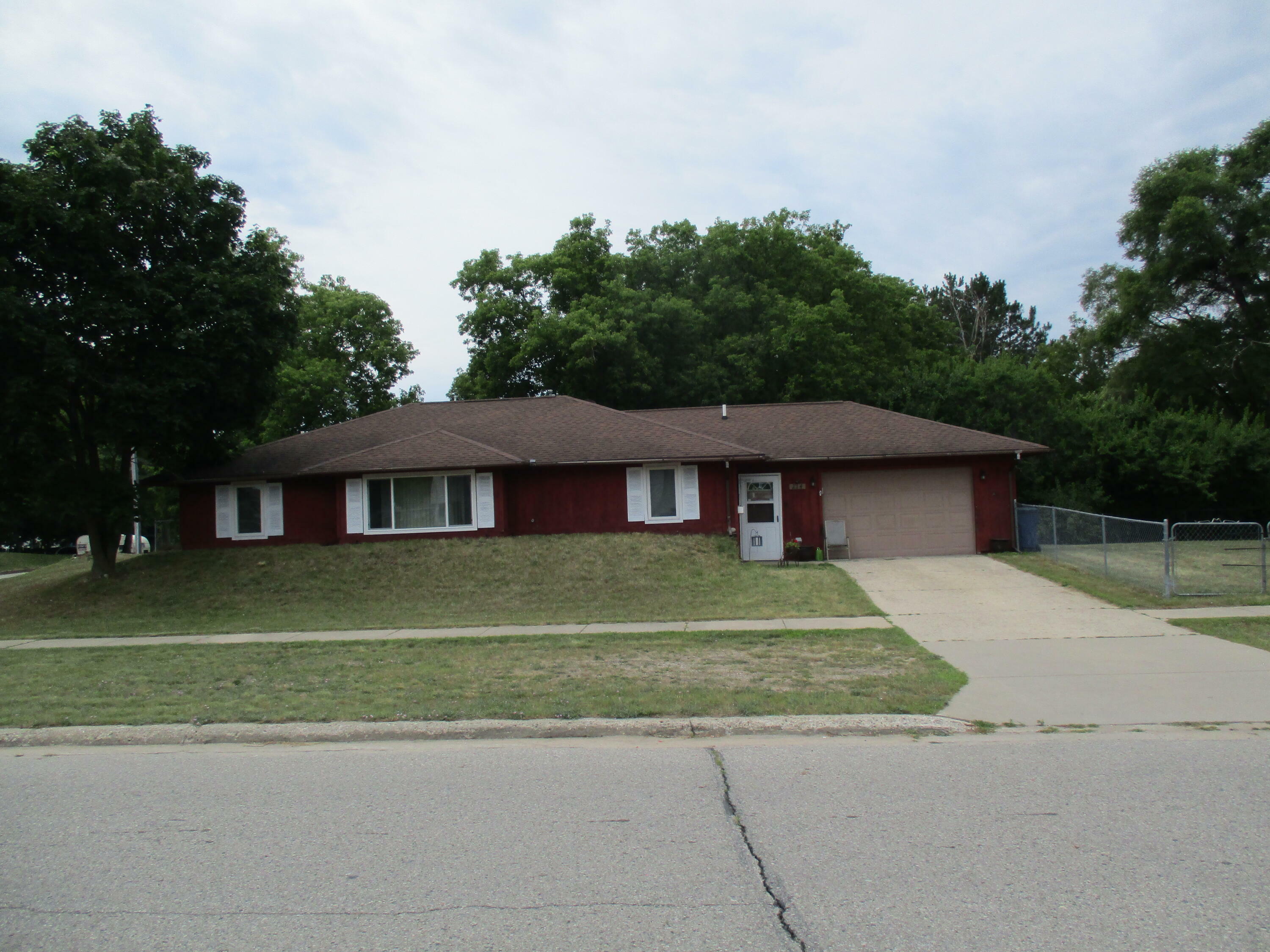 Property Photo:  214 Lawndale Street  MI 49738 