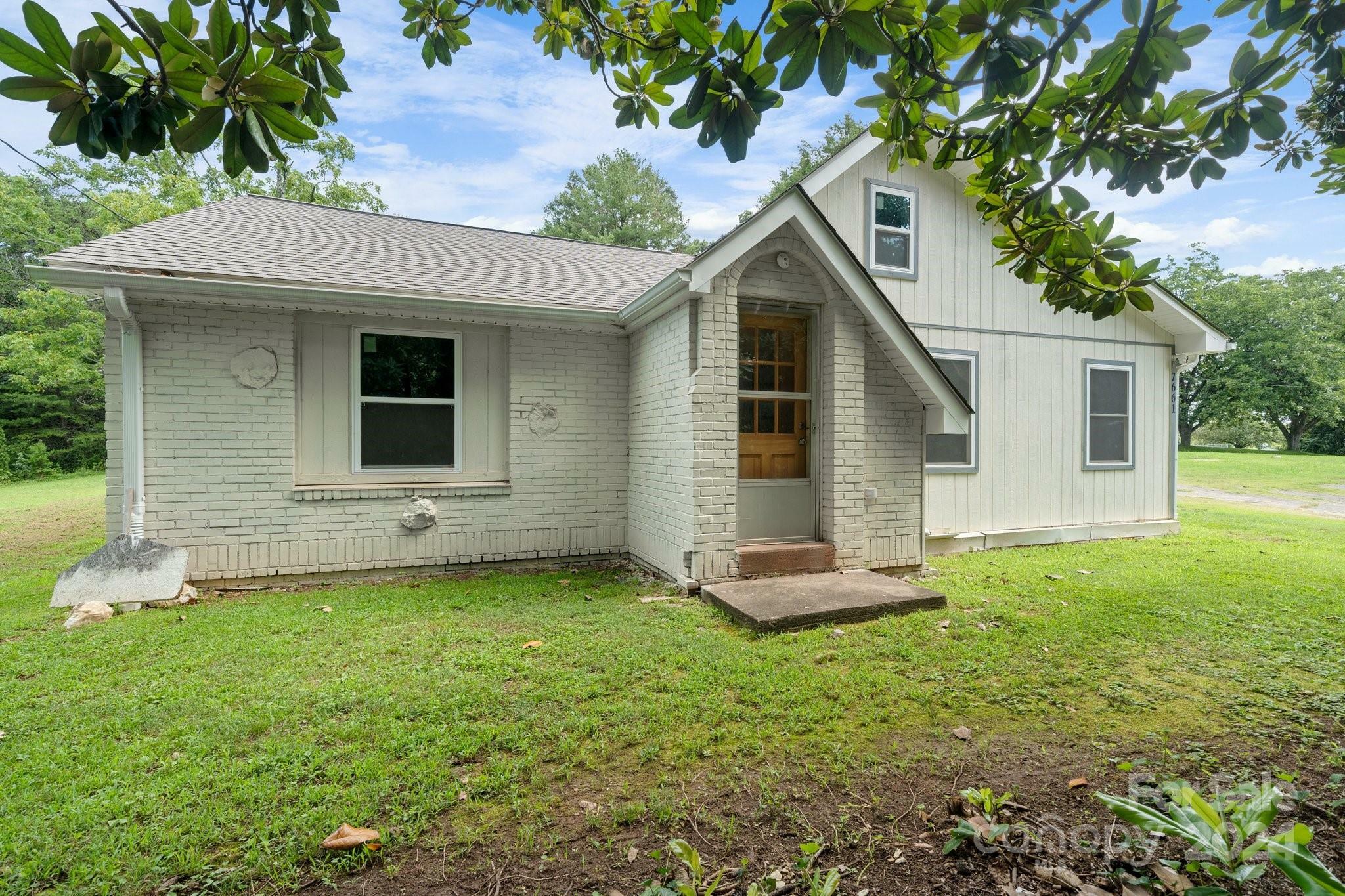 Property Photo:  7661 Shuford Road  NC 28612 