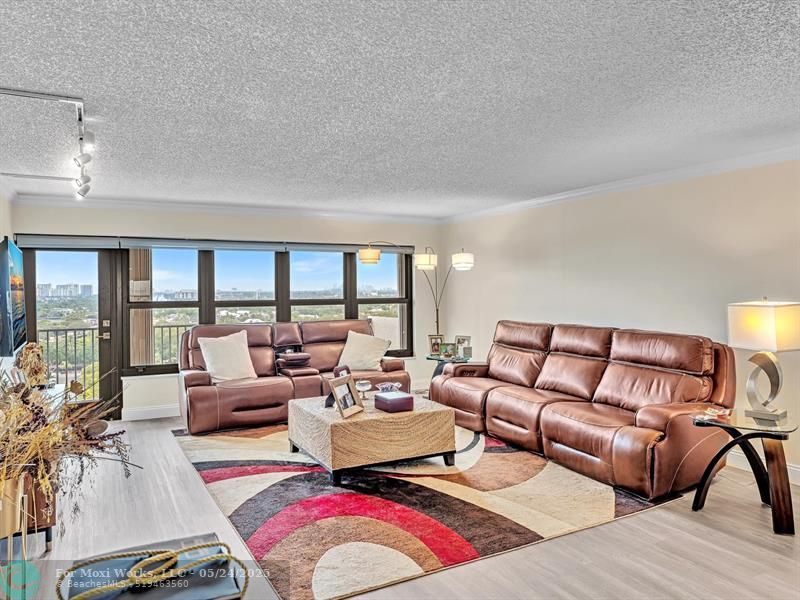 Property Photo: 3200 N Port Royale Dr 1502 FL 33308