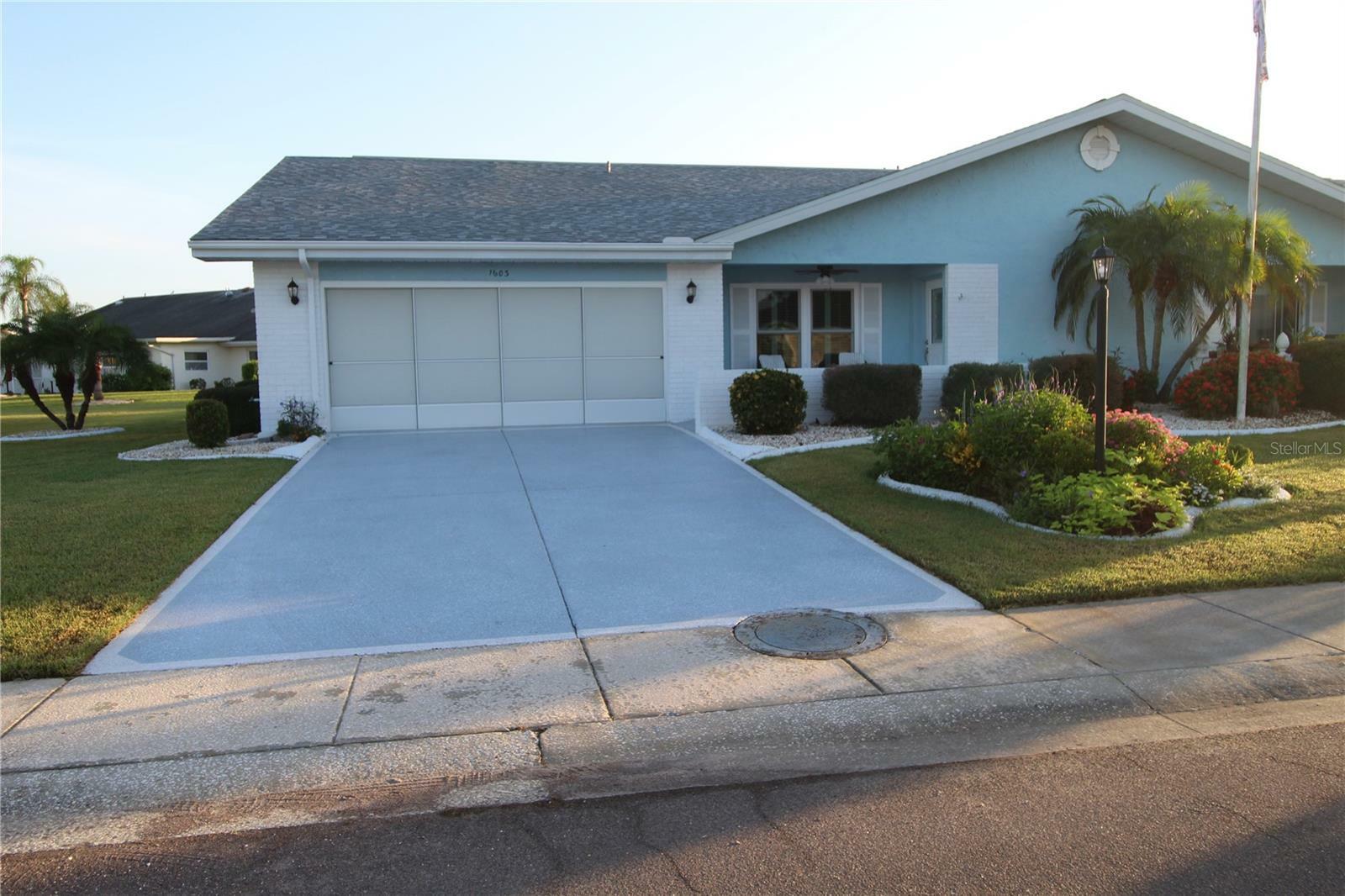 Property Photo:  1603 Bentwood Drive  FL 33573 