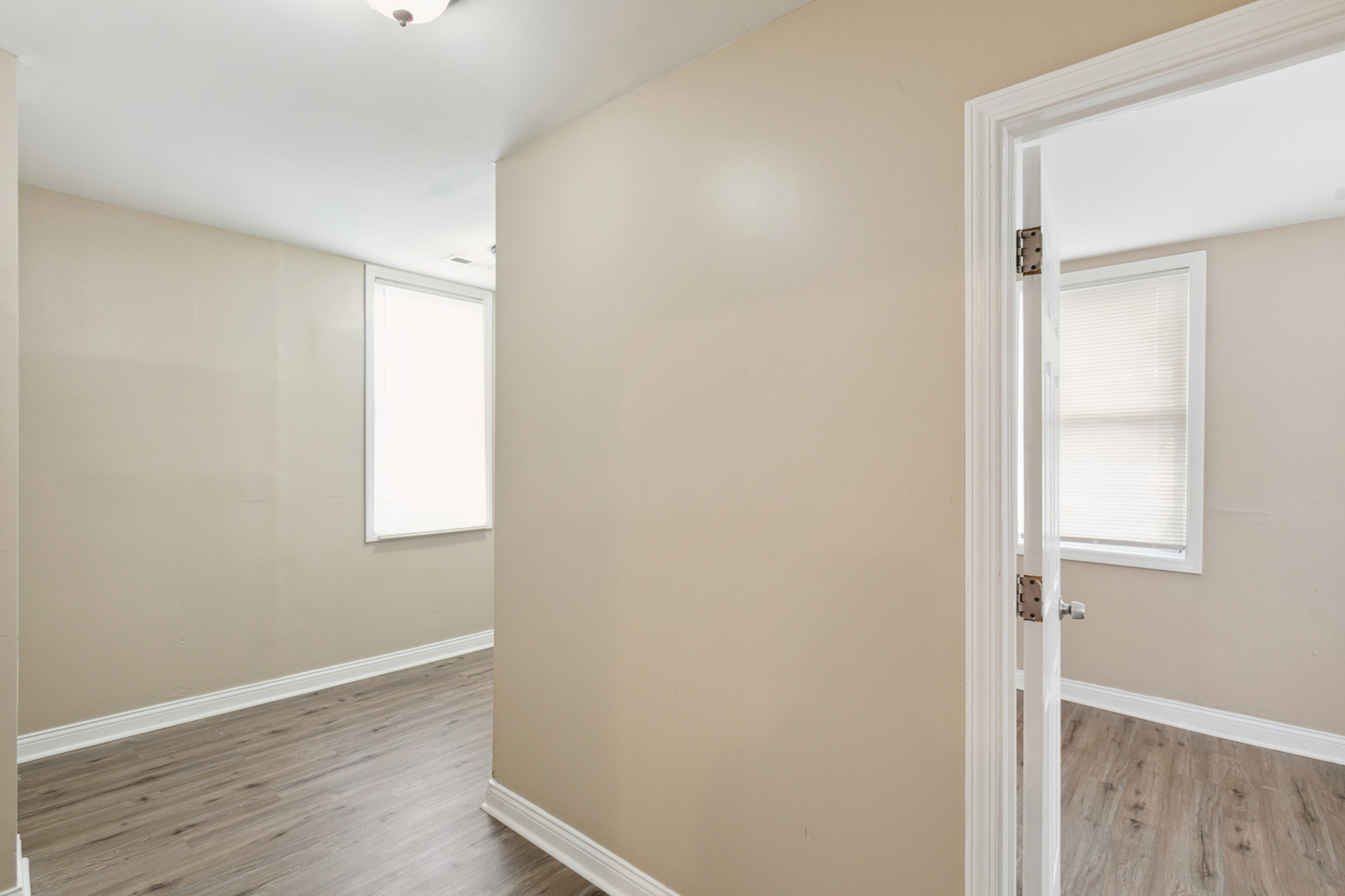 Property Photo:  5700 S Wolcott Avenue 2R  IL 60636 