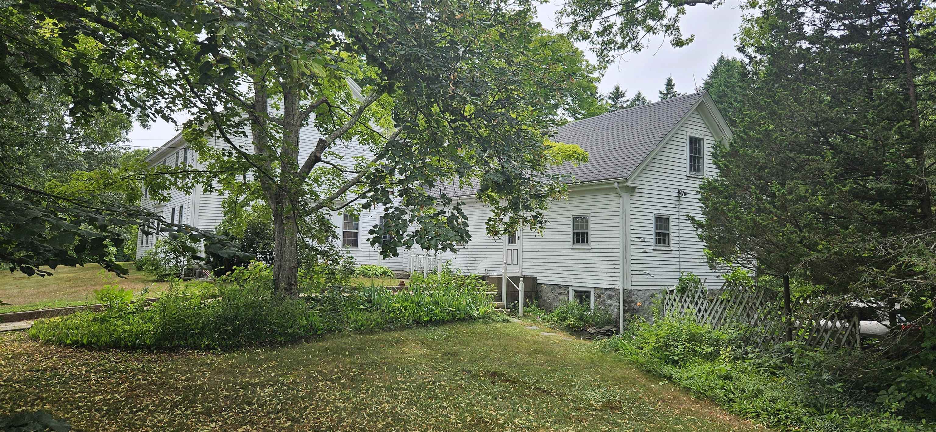 Property Photo:  66 Exeter Road  NH 03848 