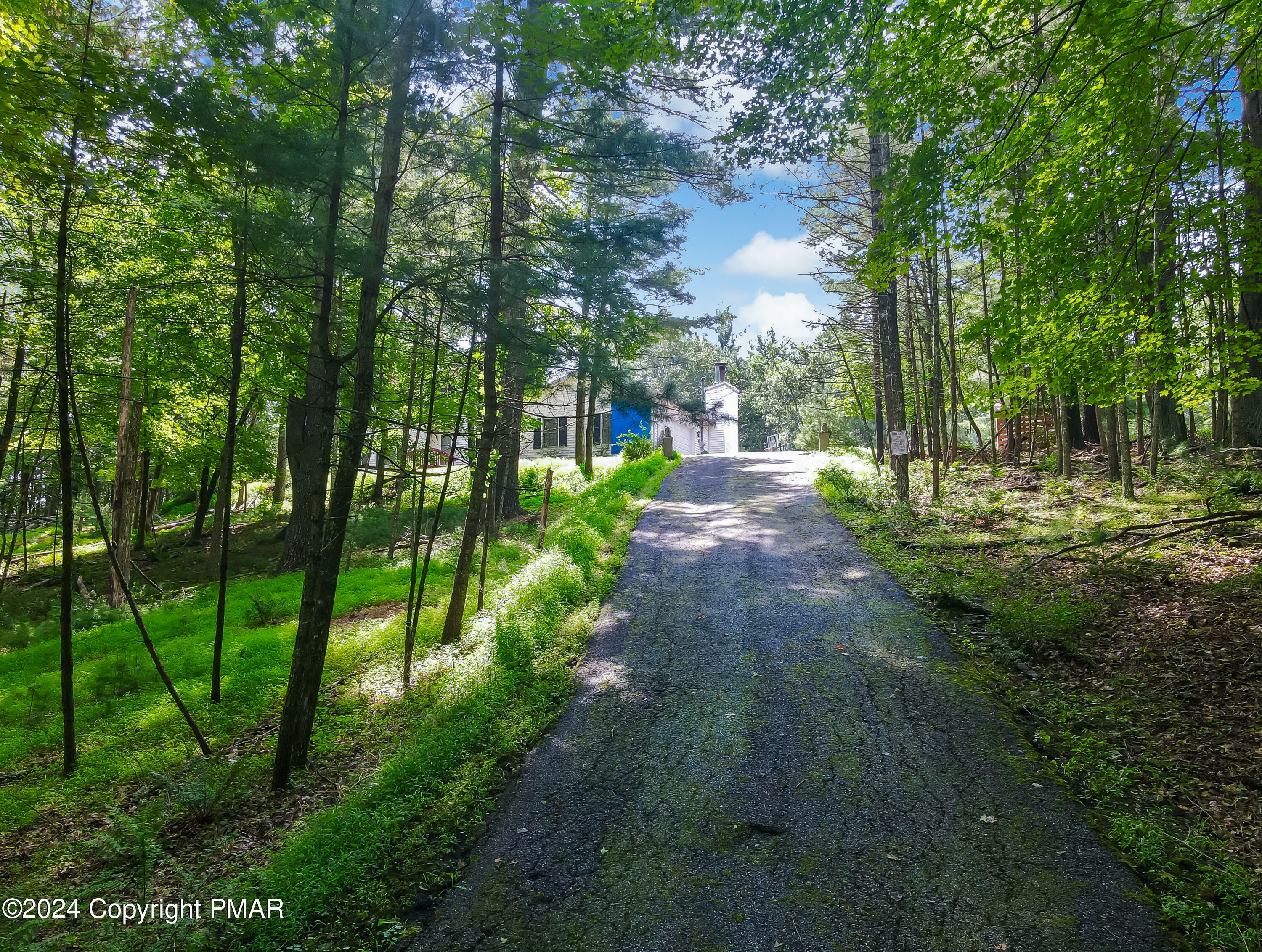 Property Photo:  1219 Sherwood Forest Road  PA 18360 