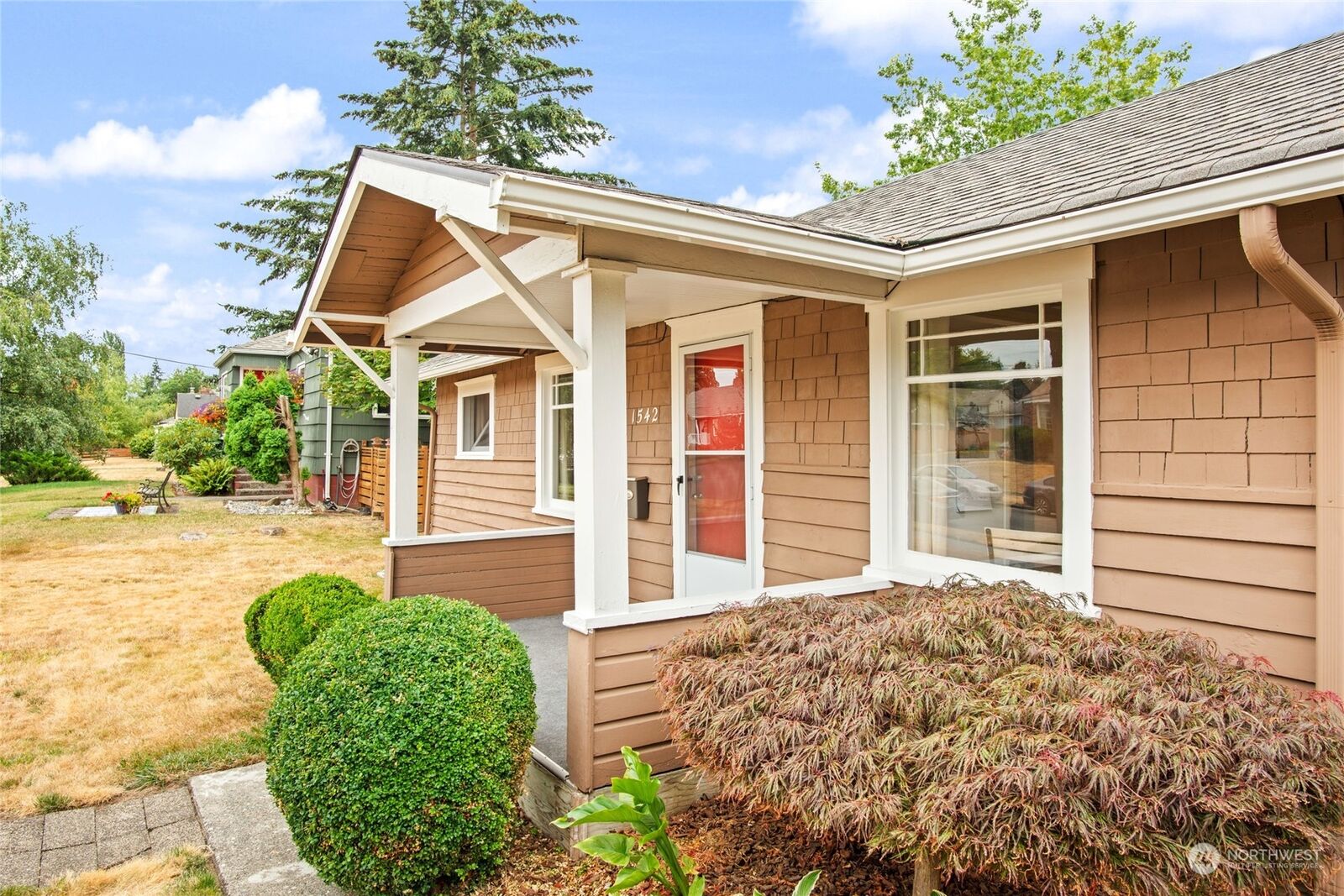 Property Photo:  1542 S Oakes  WA 98405 