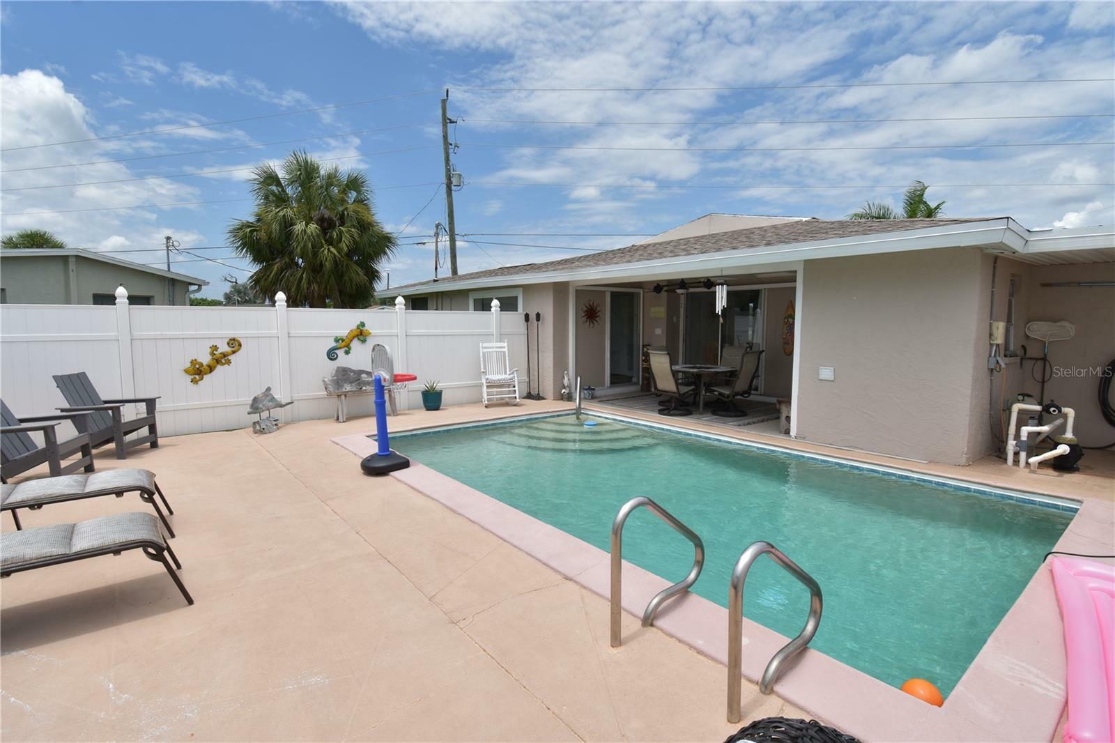 Property Photo:  4064 Harbor Boulevard  FL 33952 