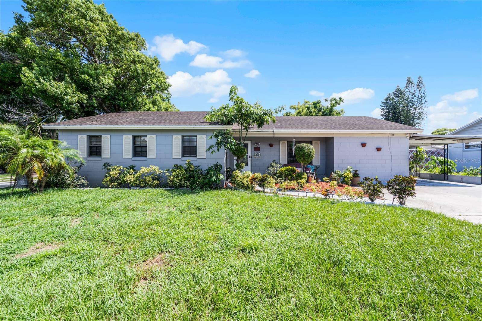 Property Photo:  1411 Kimberly Street  FL 34761 