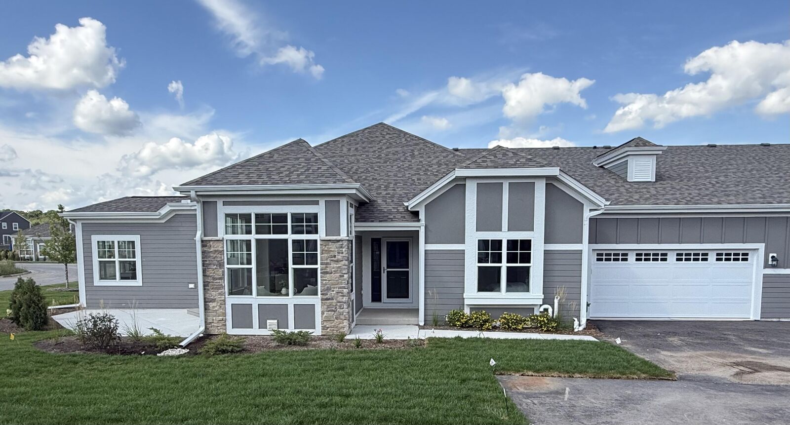 Property Photo: 865 S Verona Cir 80 WI 53024