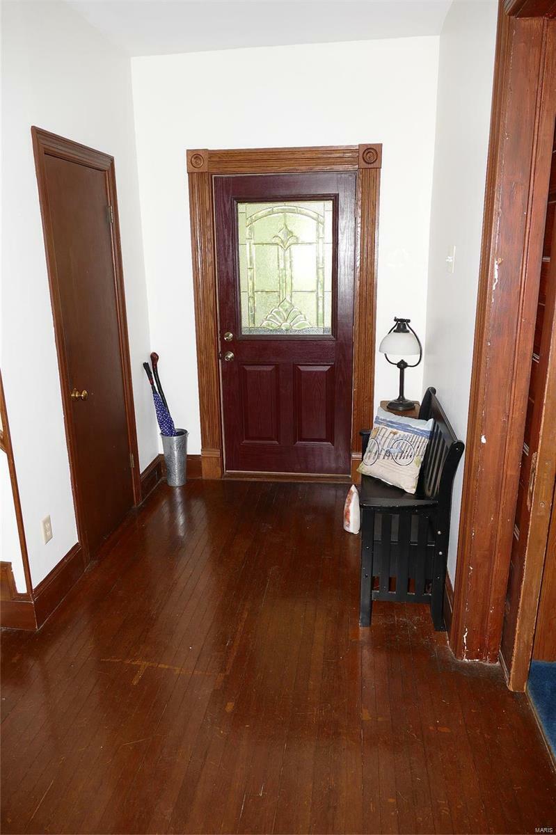 Property Photo:  1515 Hawthorne Place  MO 63117 