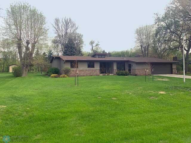 Property Photo: 7165 Woodland Circle ND 58047