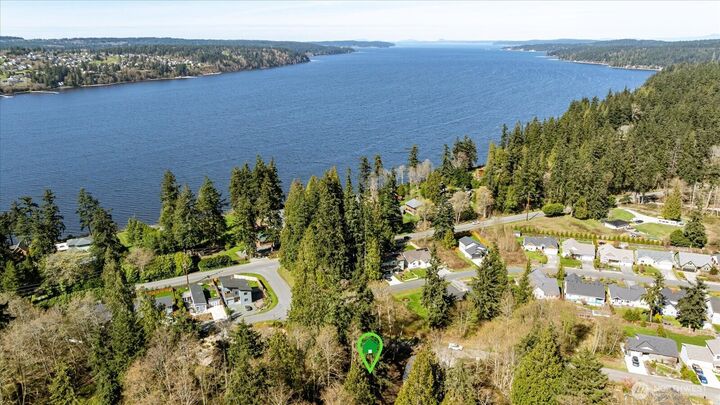 Property Photo: 1774 Twin Oaks Lane WA 98249