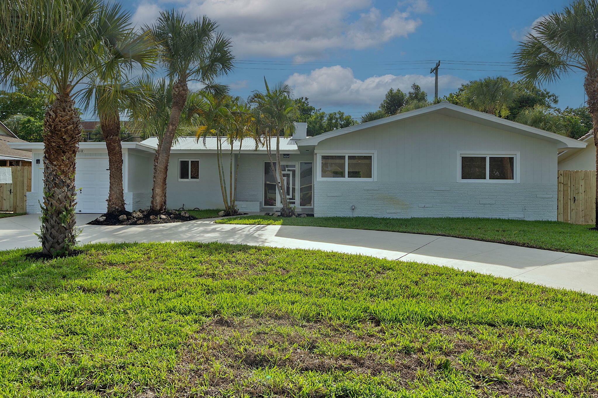 Property Photo:  2818 SW 4th Street  FL 33435 