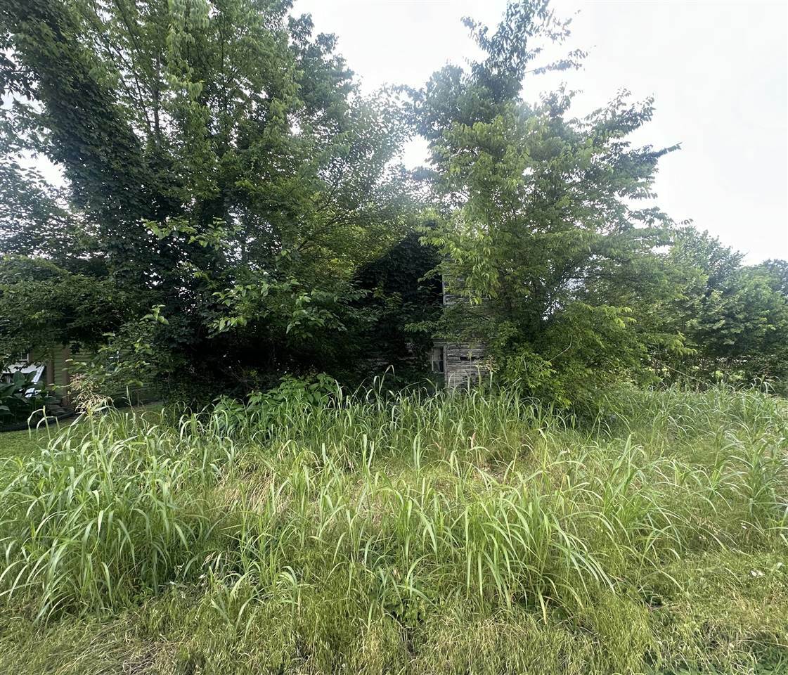 Property Photo:  587 E 6th Street  KY 42276 