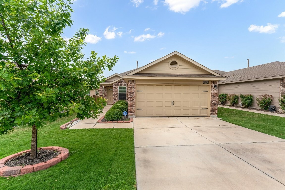 Property Photo:  126 Lake Glen  TX 78666 