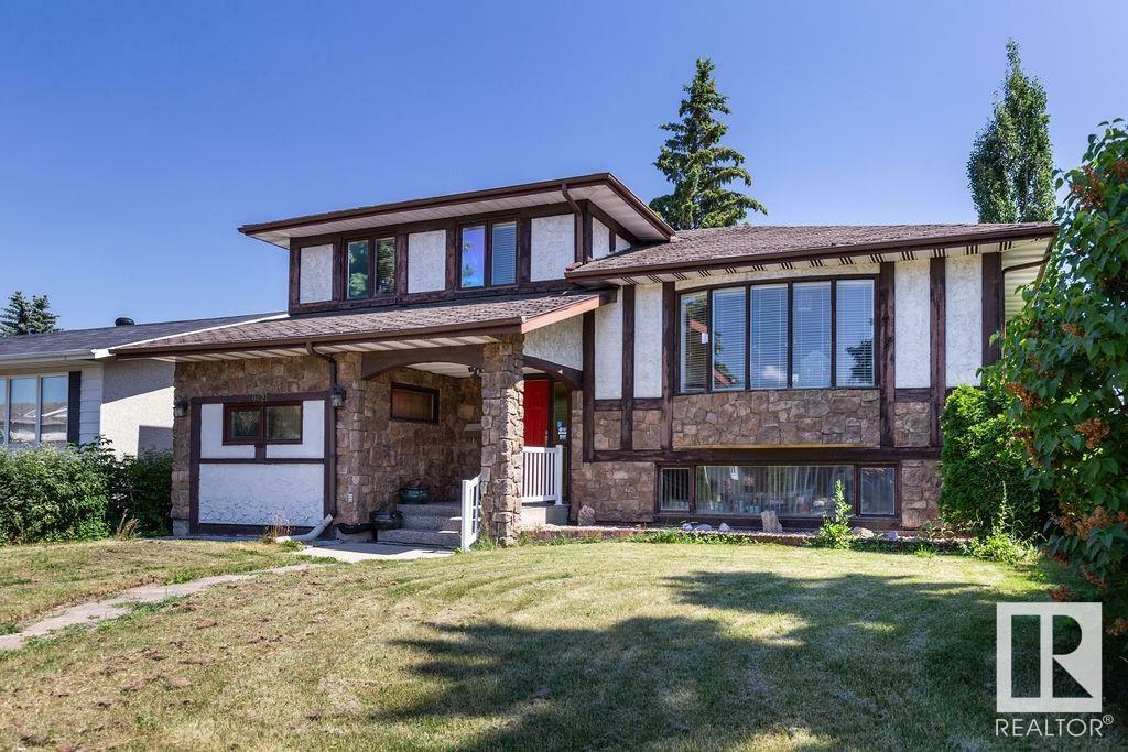 Property Photo:  9421 151 Street NW  AB T5R 1K2 