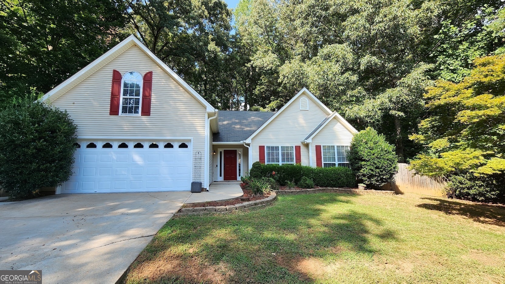 Property Photo:  4013 Cheval Court  GA 30507 