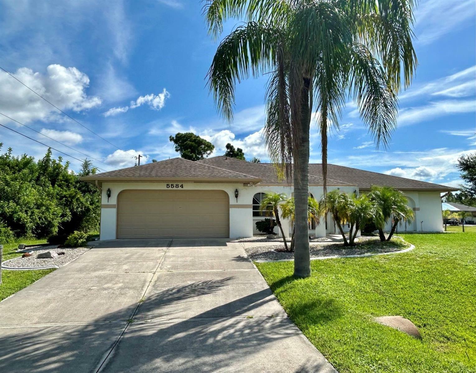 Property Photo:  5584 Gillot Boulevard  FL 33981 