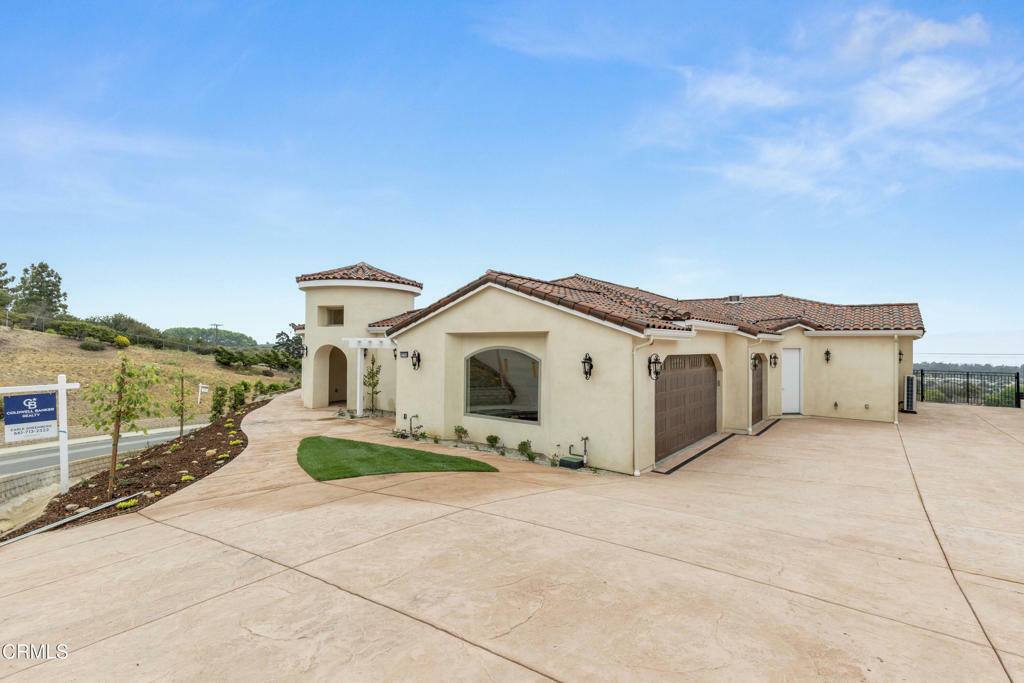 Property Photo: 6174 Cobblestone Drive CA 93003