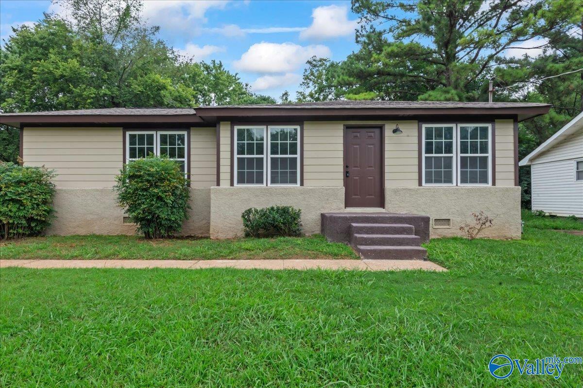 Property Photo:  3708 Valleydale Road NW  AL 35810 