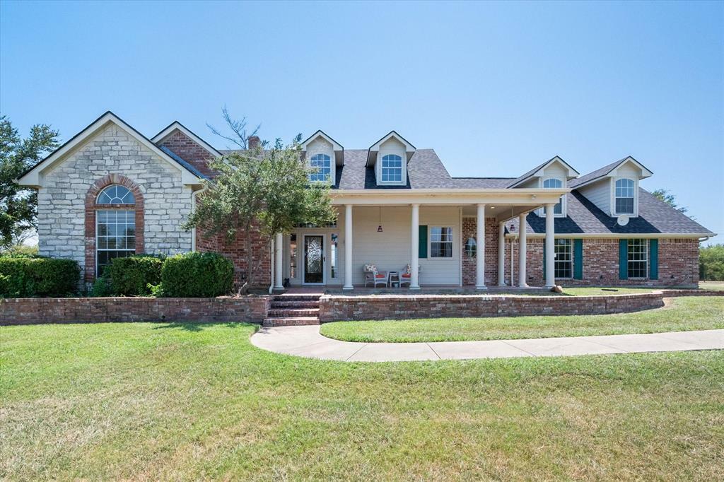 Property Photo: 206 SE County Road 3186 TX 75109