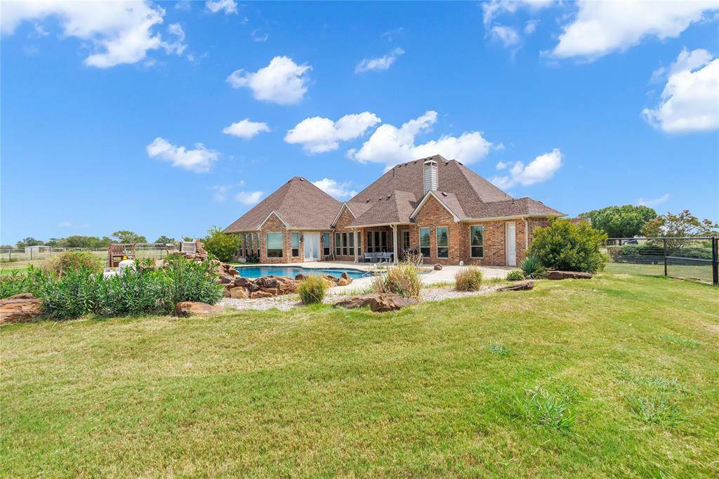 Property Photo:  2300 Berend Road  TX 76258 