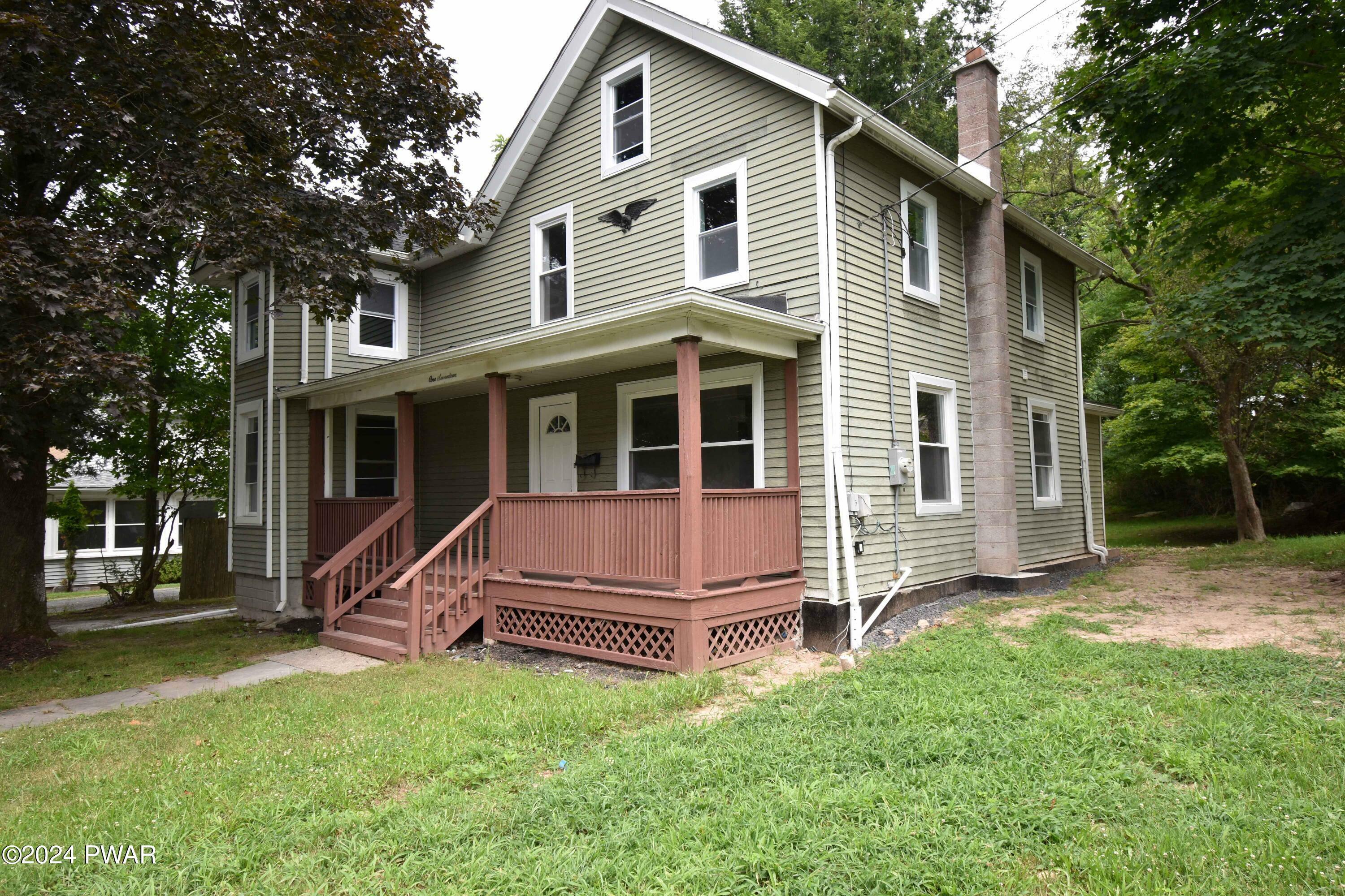 Property Photo:  117 Prospect Street  PA 18428 