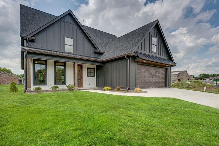 Property Photo:  111 Arthur Lane NW  TN 37312 