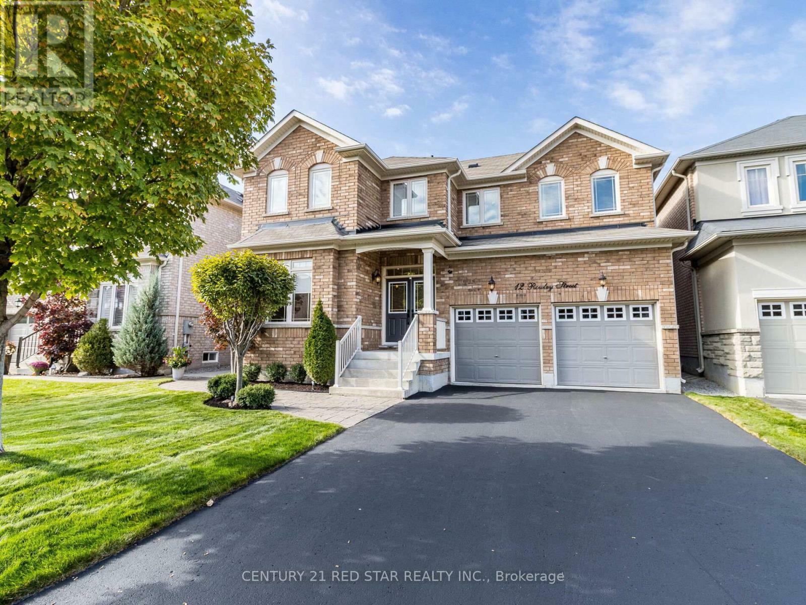 12 Rowley Street  Richmond Hill (Oak Ridges) ON L4E 0N2 photo