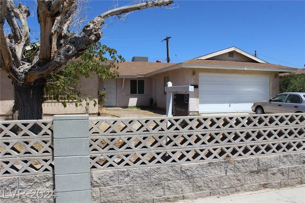 Property Photo:  4208 Esmeralda Avenue  NV 89102 