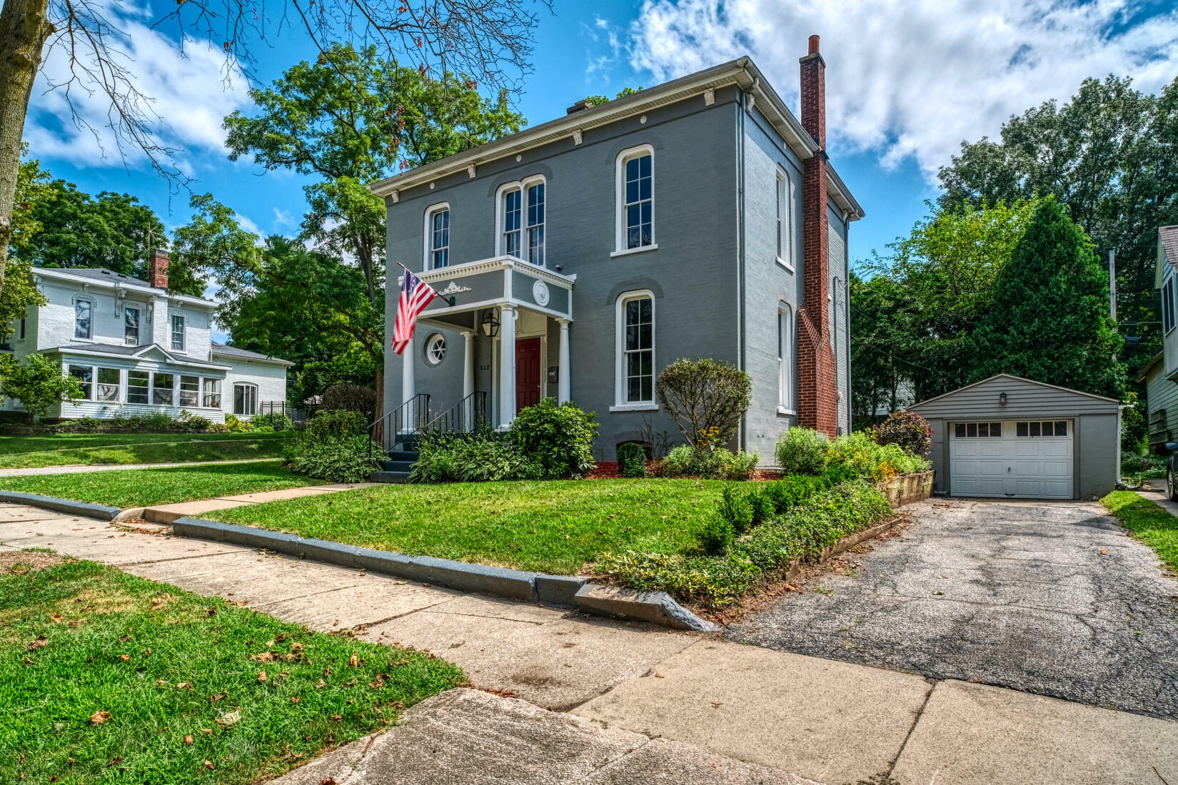 Property Photo:  512 Franklin Street  IN 46383 