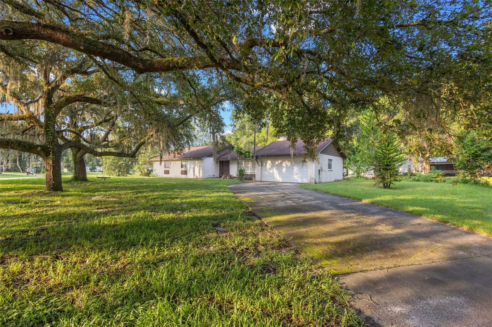 Property Photo:  5749 Southernview Drive  FL 33541 