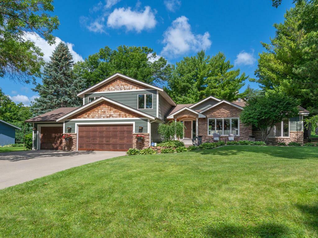 140 Lakeview Terrace Boulevard  Waconia MN 55387 photo