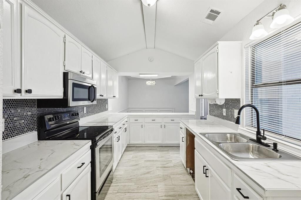 Property Photo: 13027 Mitchell Drive TX 75180