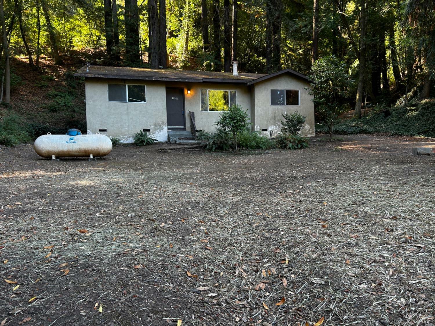 Property Photo:  11551 Old River Road  CA 95436 