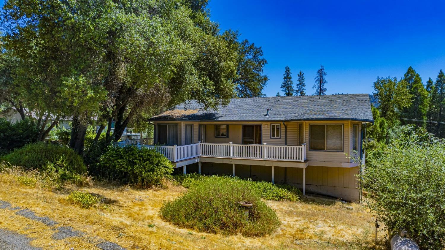 Property Photo:  49538 Pierce Drive  CA 93644 