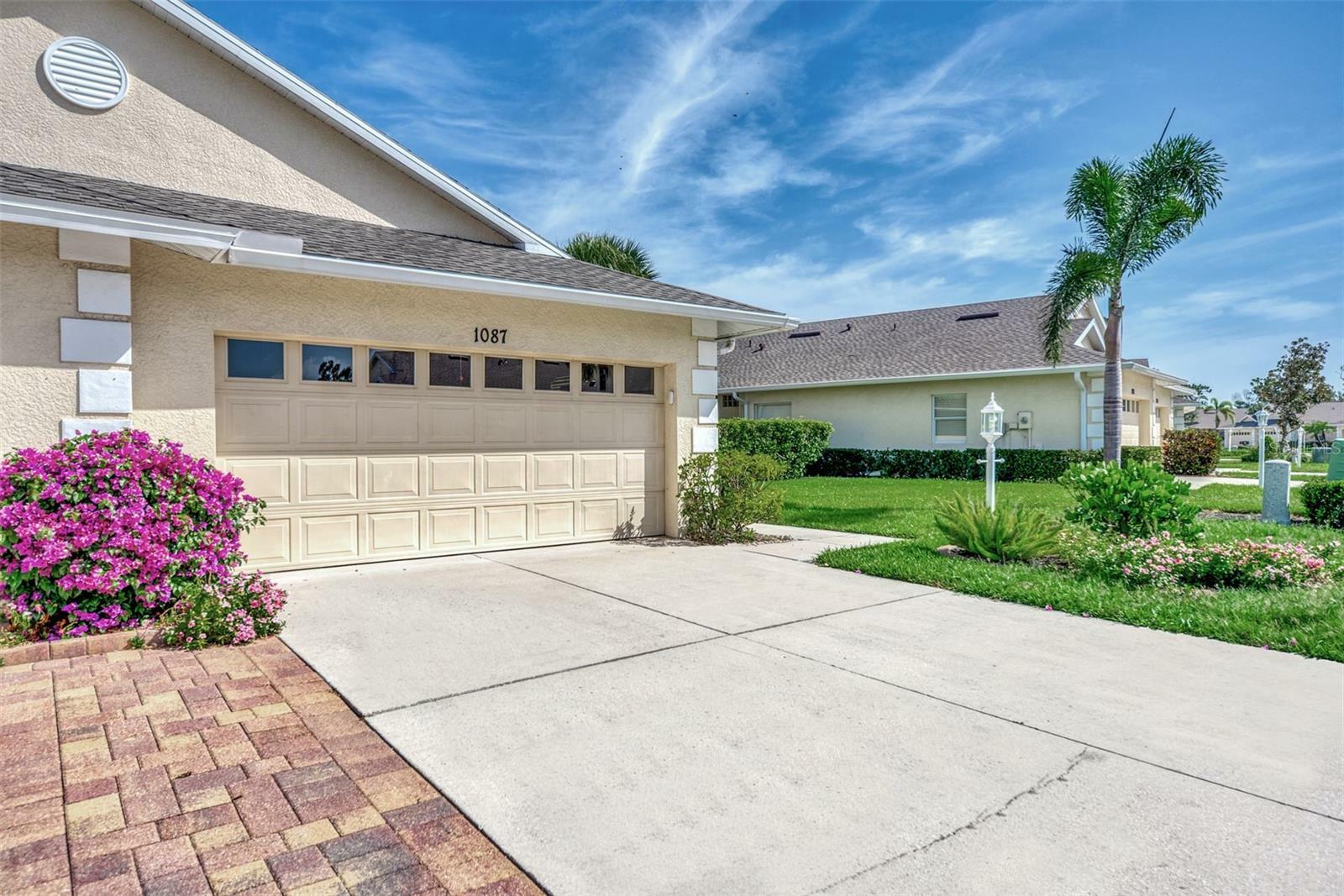 Property Photo:  1087 Yosemite Drive  FL 34223 