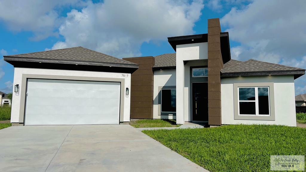 Property Photo: 7517 Pinewood Lake TX 78520