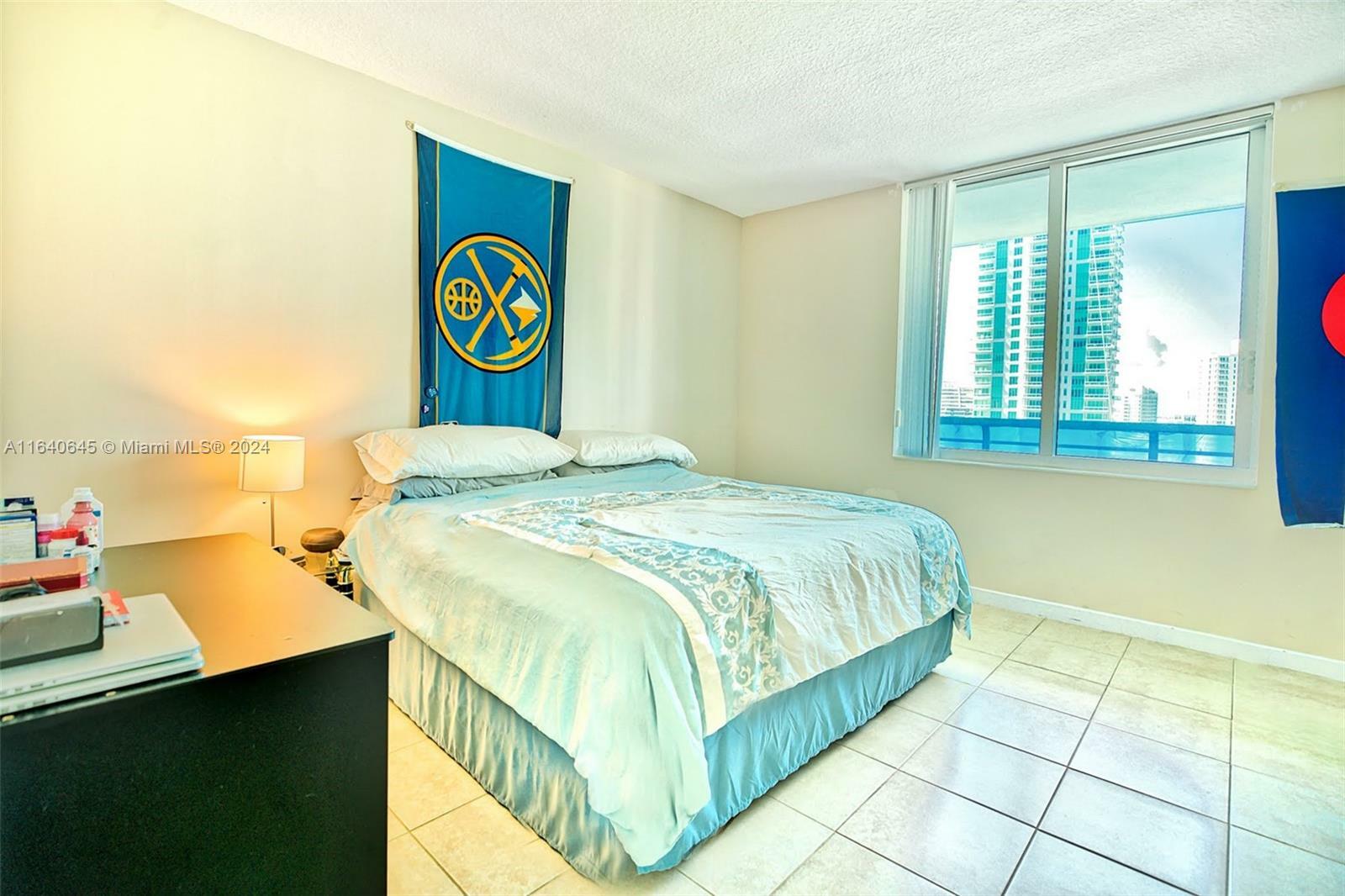 Property Photo:  325 S Biscayne Blvd 1717  FL 33131 