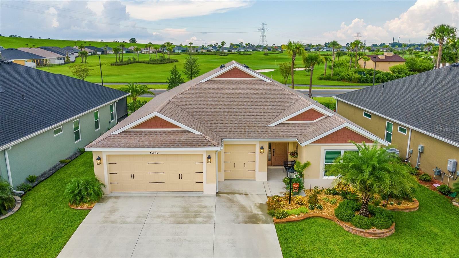 Property Photo: 6870 Wendy Way FL 34762