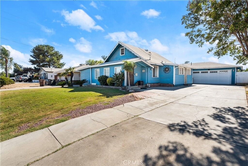 Property Photo:  1185 N Rancho Avenue  CA 92324 