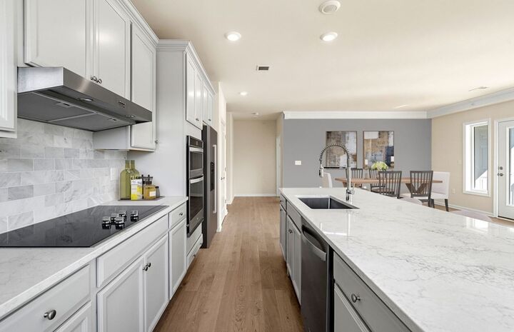 Property Photo: 4 Stratton Drive 2201 MA 01801