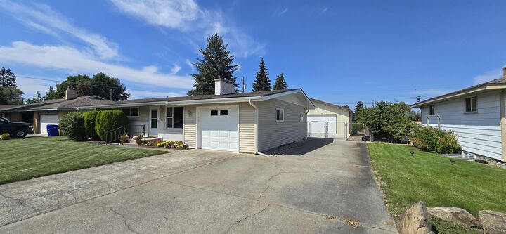 10719 E 7th Ave  Spokane WA 99206 photo