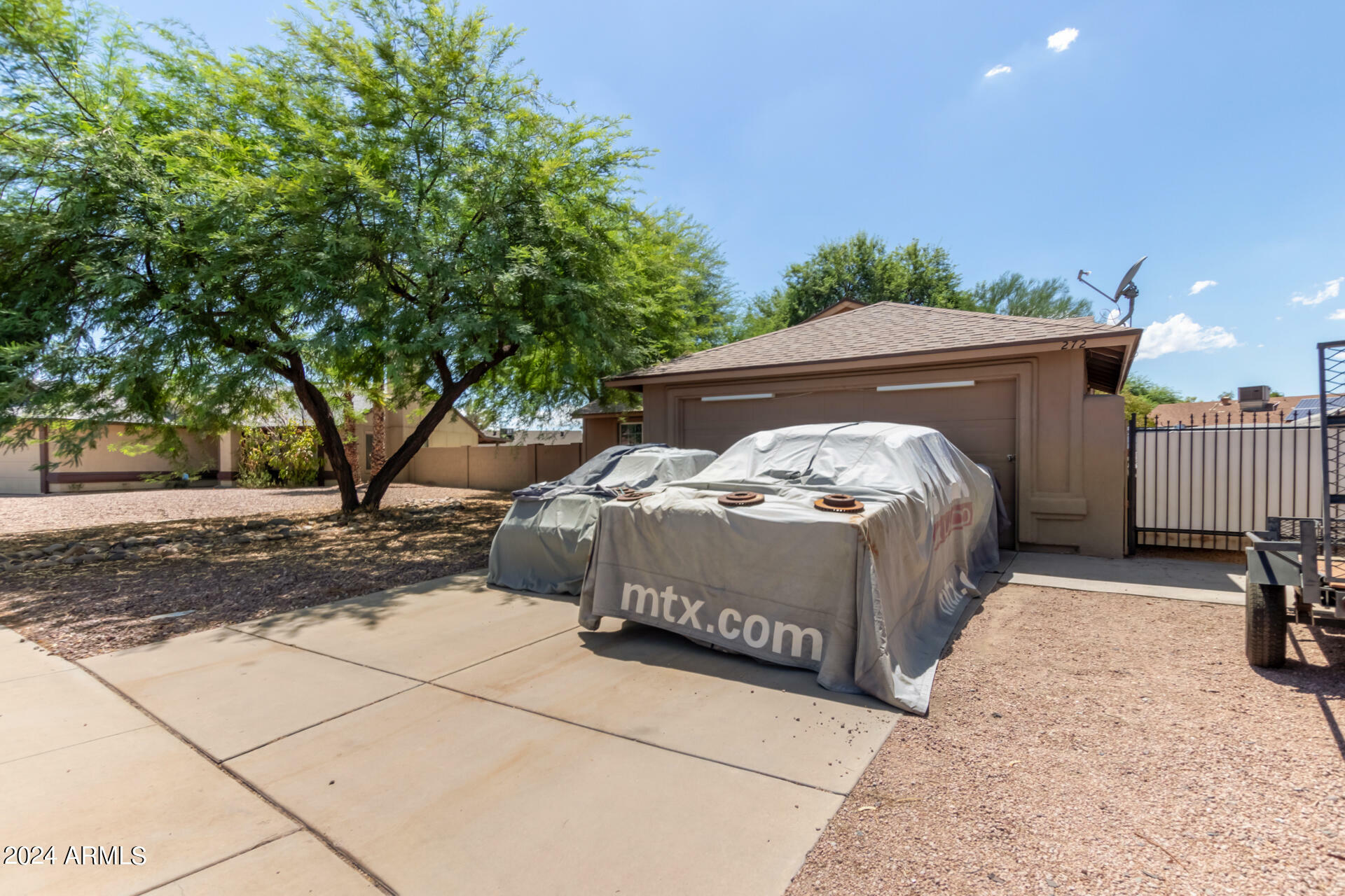 Property Photo:  272 S Cypress Court  AZ 85226 