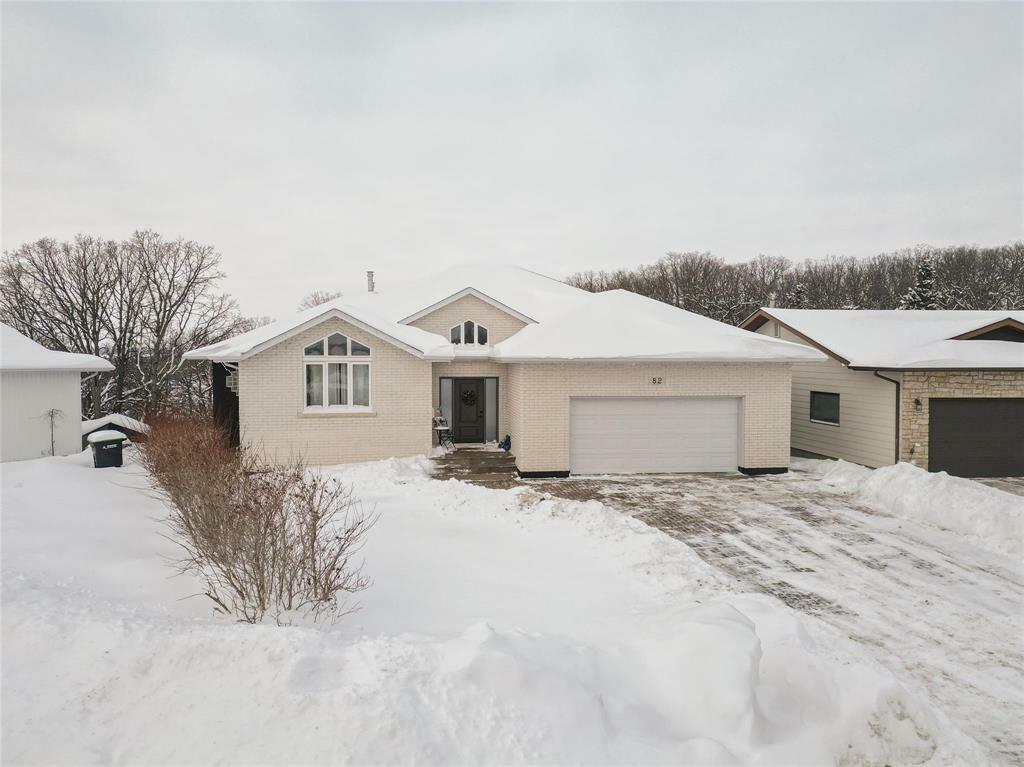 82 Braeview Place  Brandon MB R7C 1A1 photo