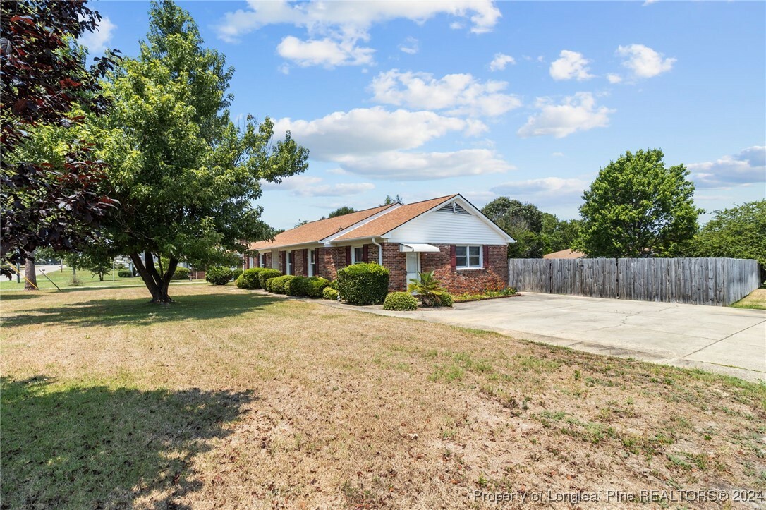 Property Photo:  513 Jamestown Avenue  NC 28303 