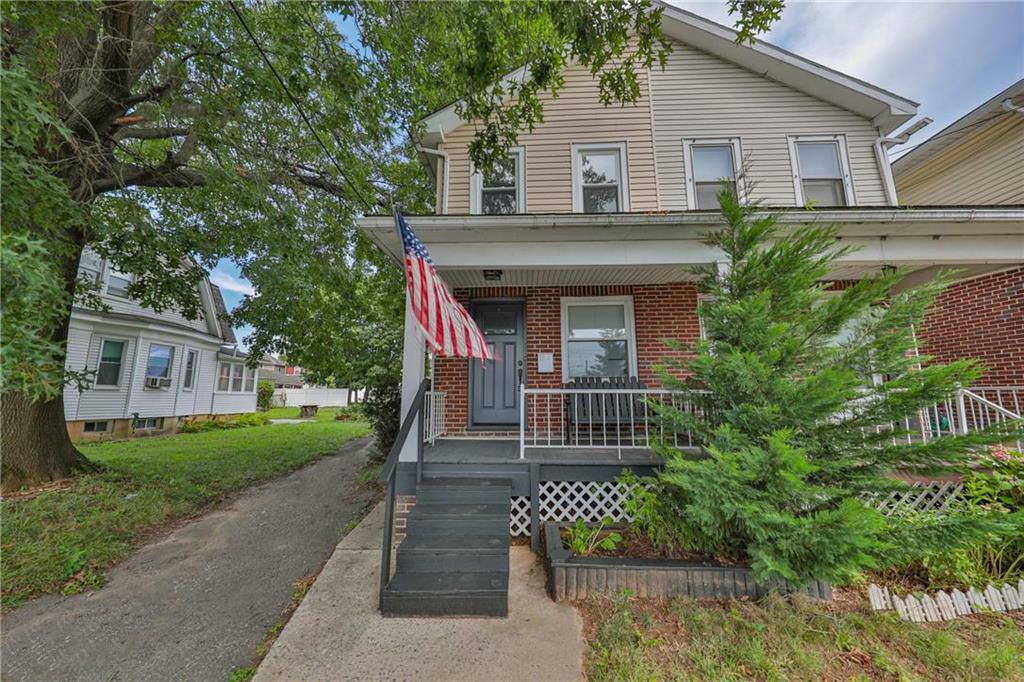 Property Photo:  2451 Hay Street  PA 18042 