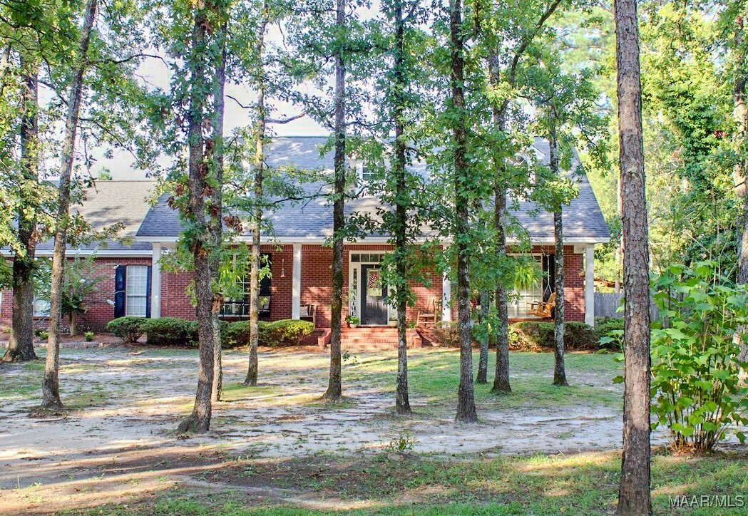 Property Photo:  677 Yosemite Parkway  AL 36067 