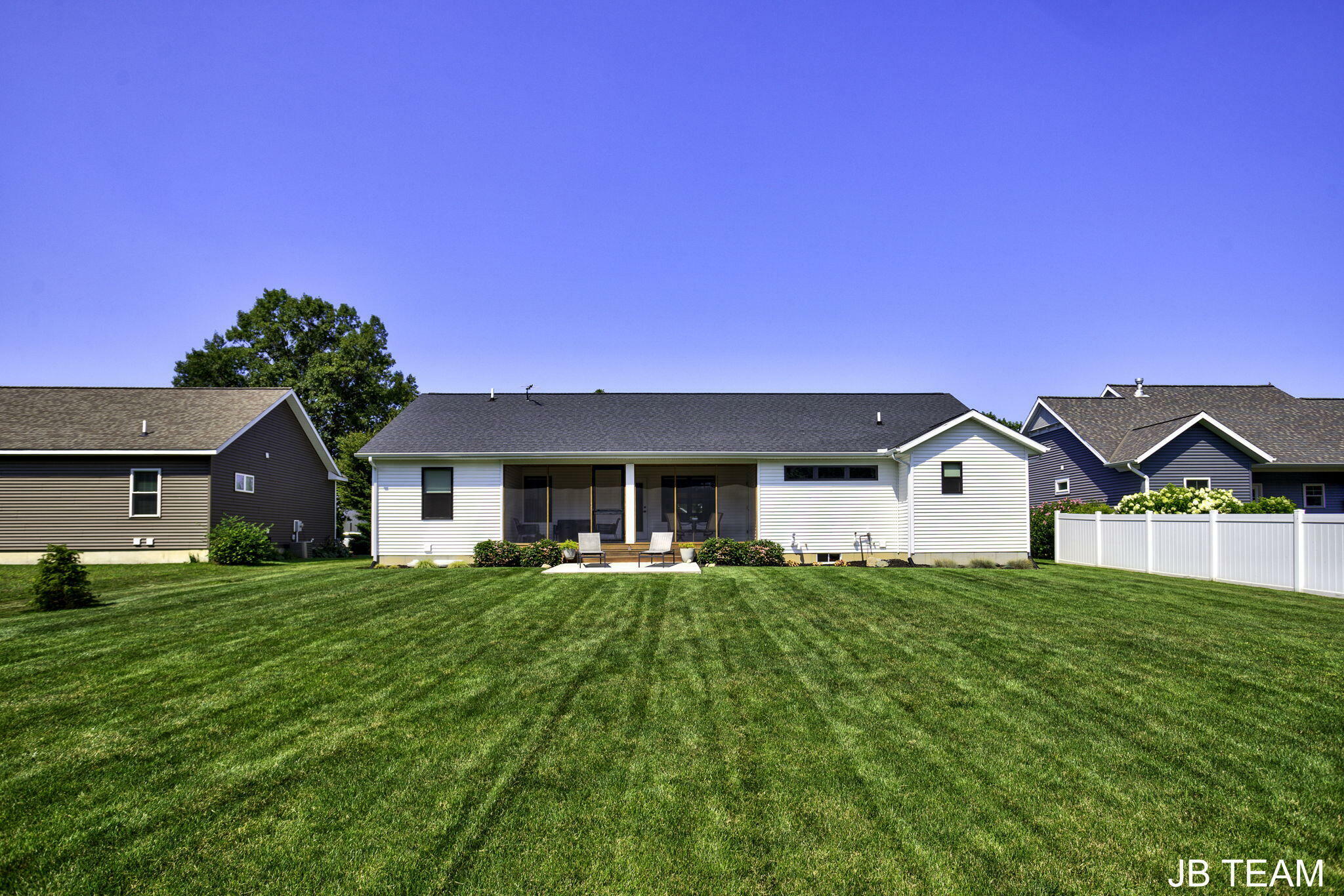 Property Photo:  351 Parkside Lane  MI 49406 