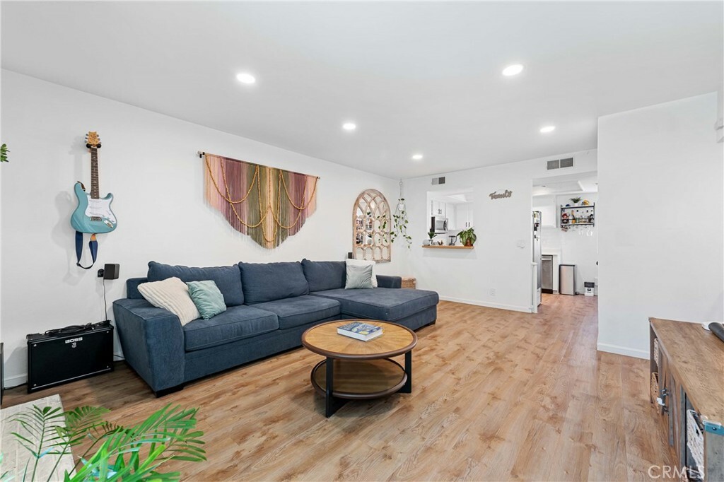 Property Photo:  15125 Nordhoff Street 17  CA 91343 