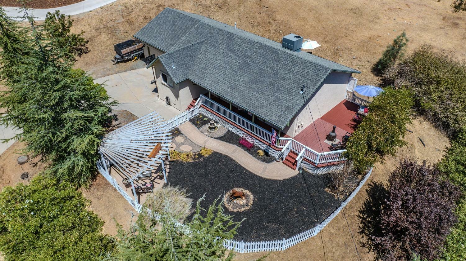 Property Photo: 3335 Crowell Lane CA 95252